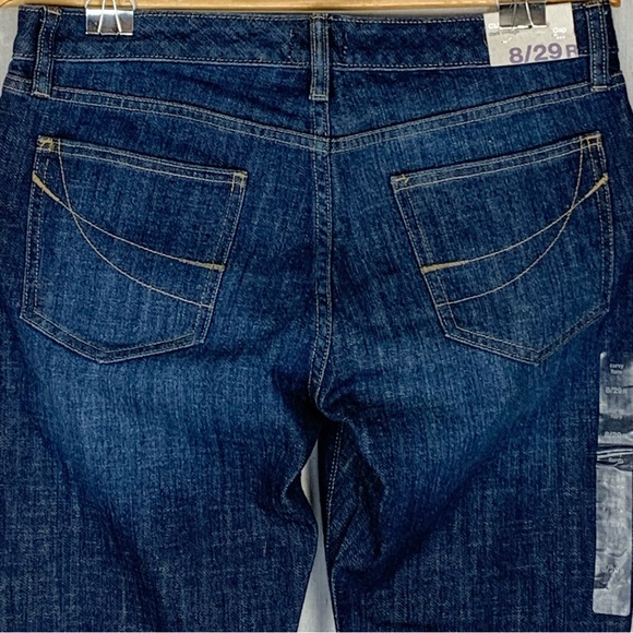 GAP~NWT~Women’s Curvy Flare‎ Dark Vintage Mid Rise Jeans~Sz 8/29R - Picture 8 of 14